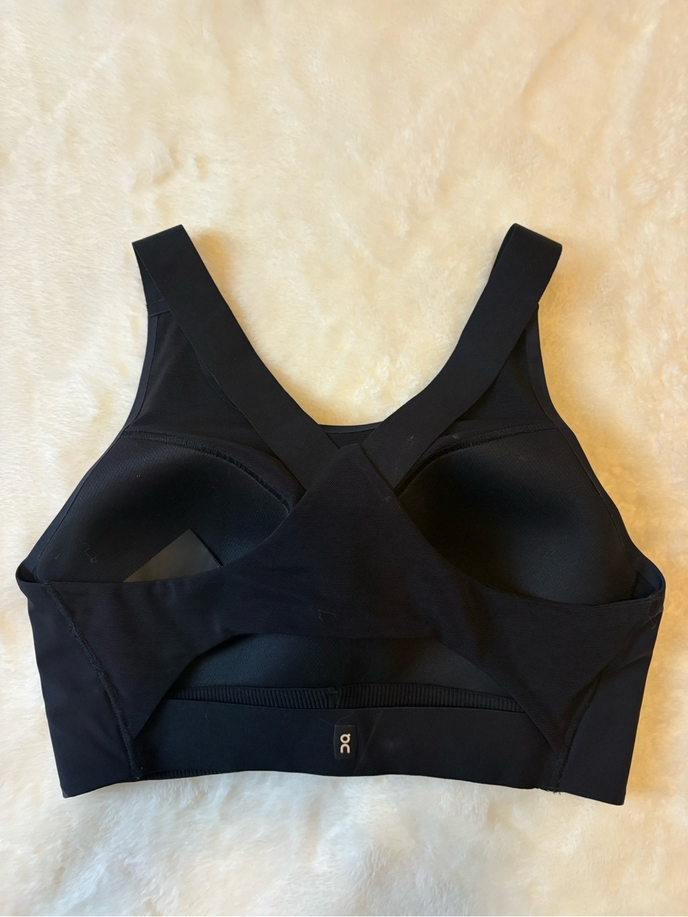 On Running Performance Bra High-Support - Picture 2 of 3